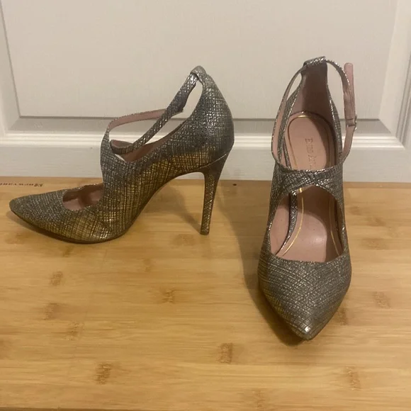 Enzo angiolini gold heels on sale
